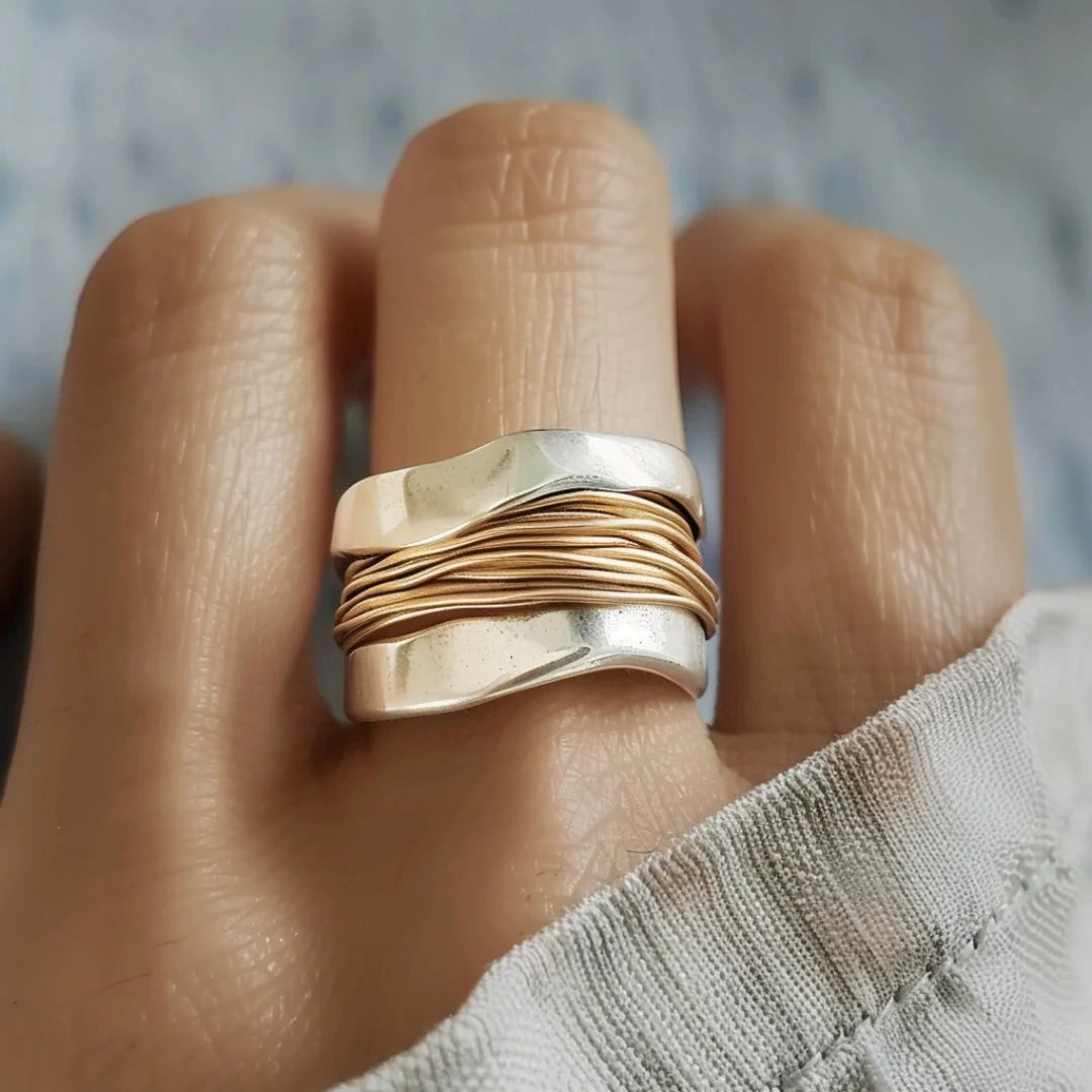 Anello in Filo d'Argento e Oro