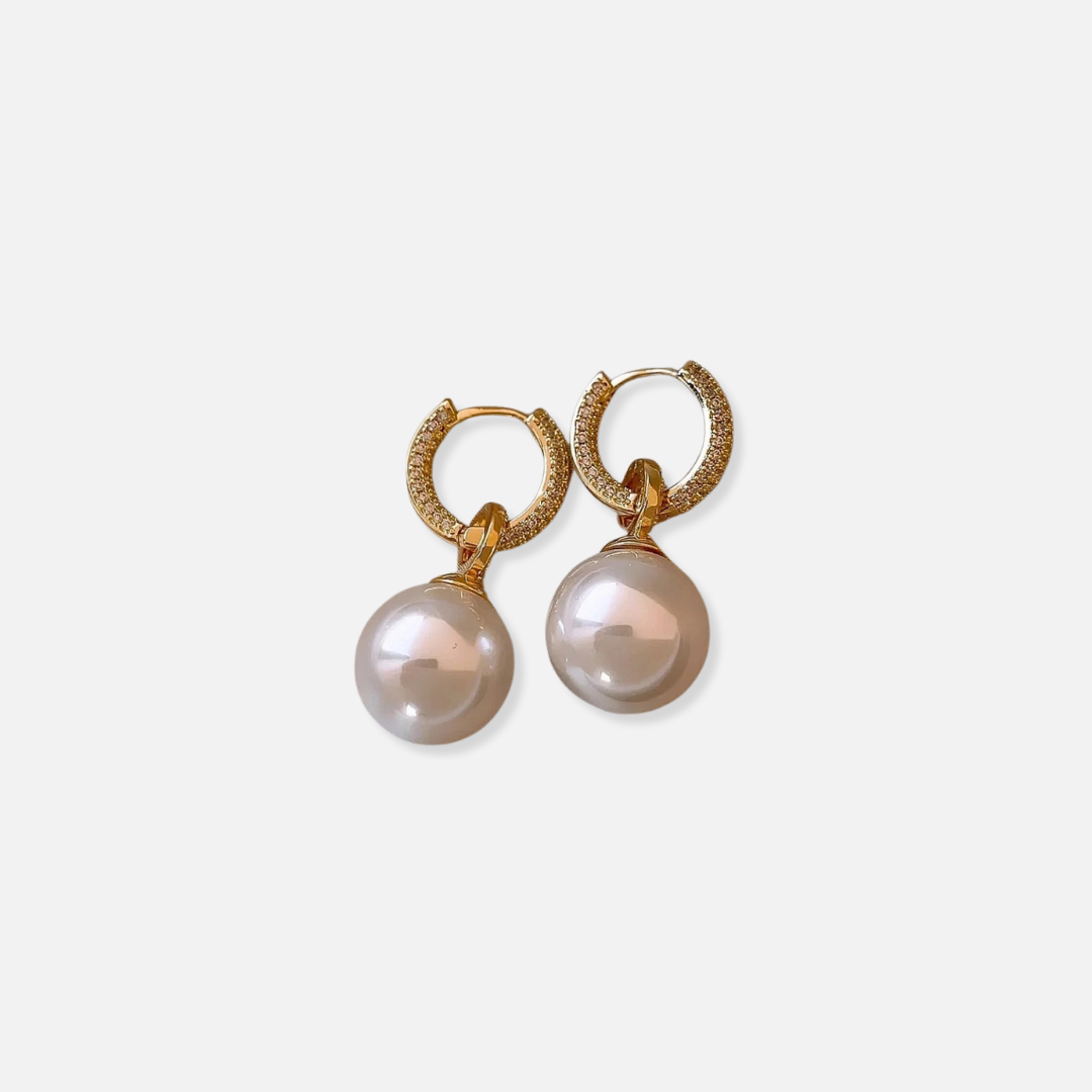 Eleganti Orecchini di Perle