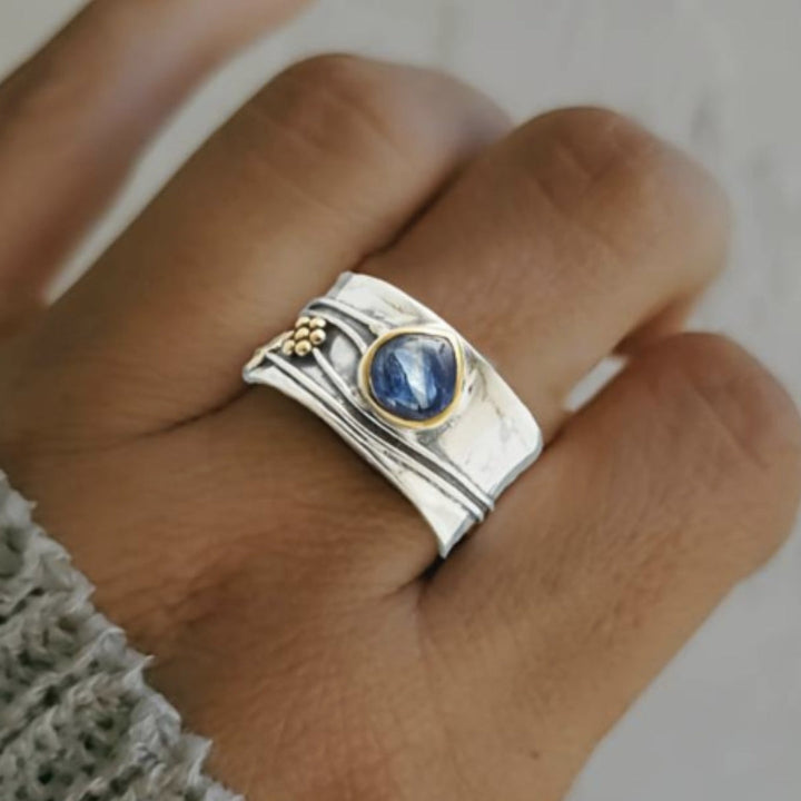 Anello di meditazione con gemma bohémien