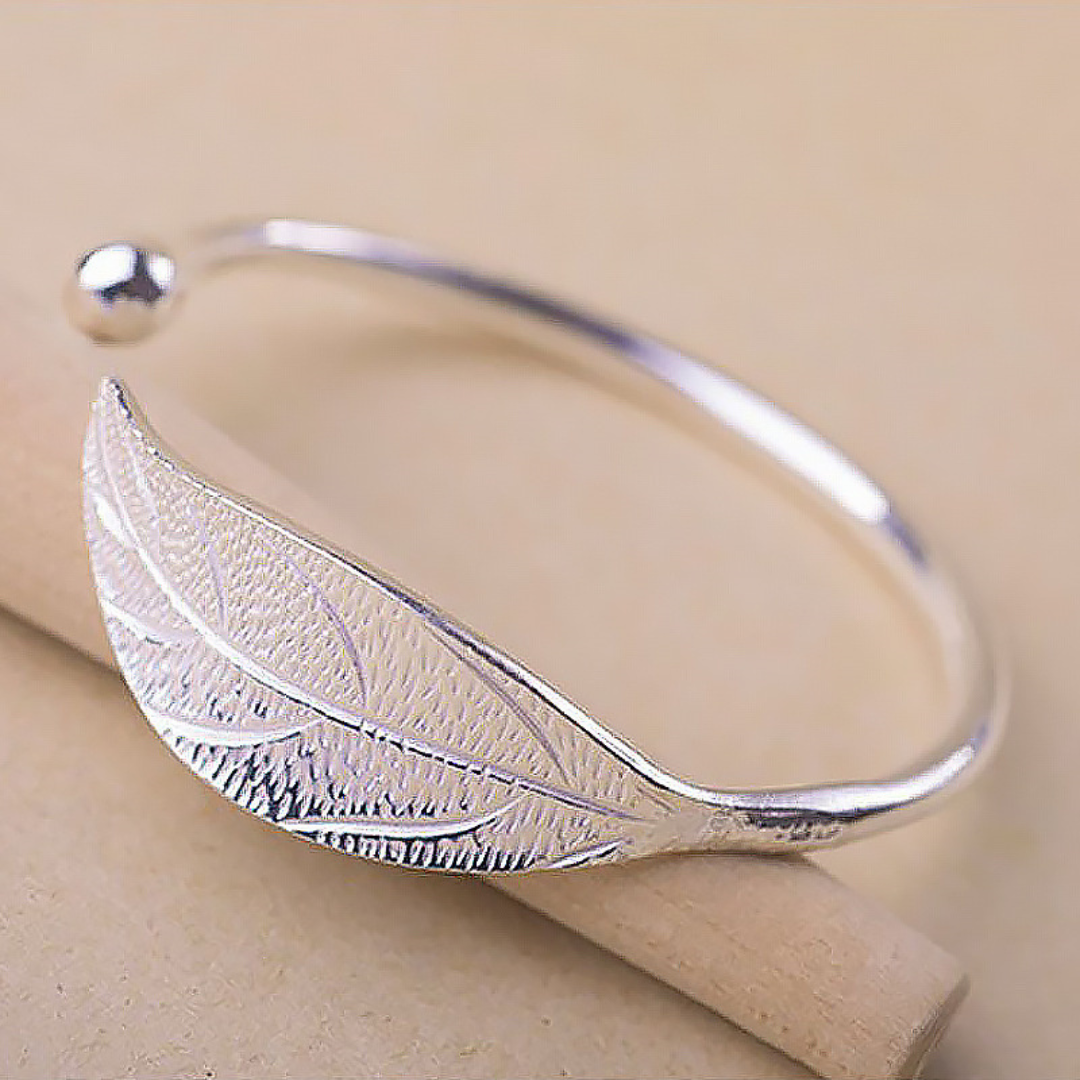 Bracciale regolabile in argento 925 a forma di foglia