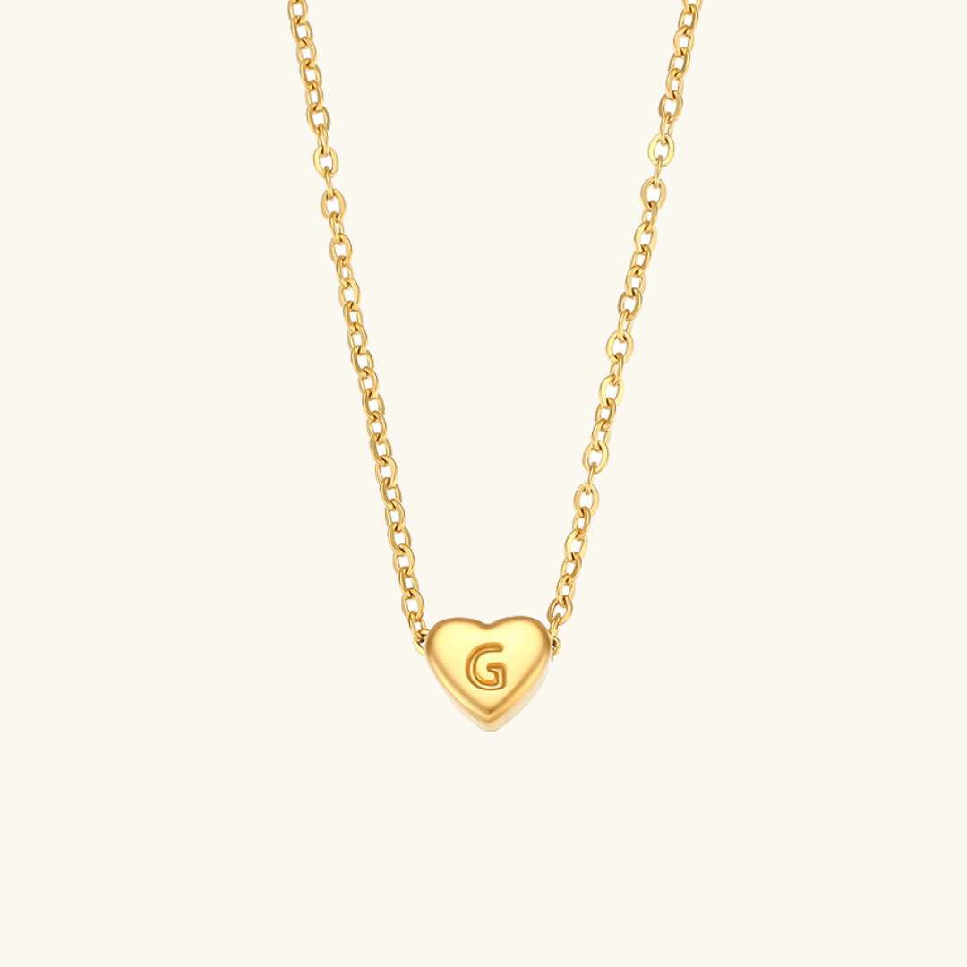 Collana a forma di cuore con iniziale