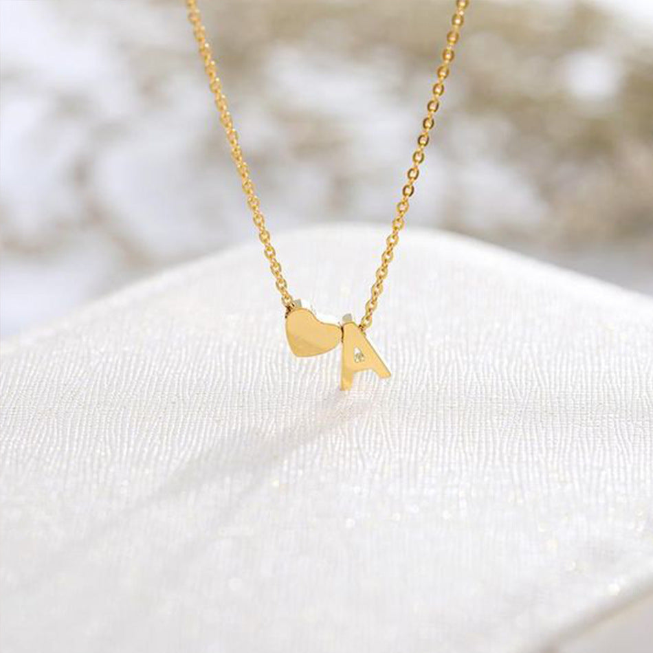 Collana con iniziali Ria con cuore