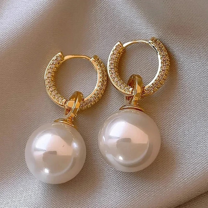 Eleganti Orecchini di Perle