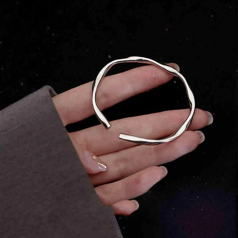 Bracciale spesso in argento sterling 925 irregolare regolabile